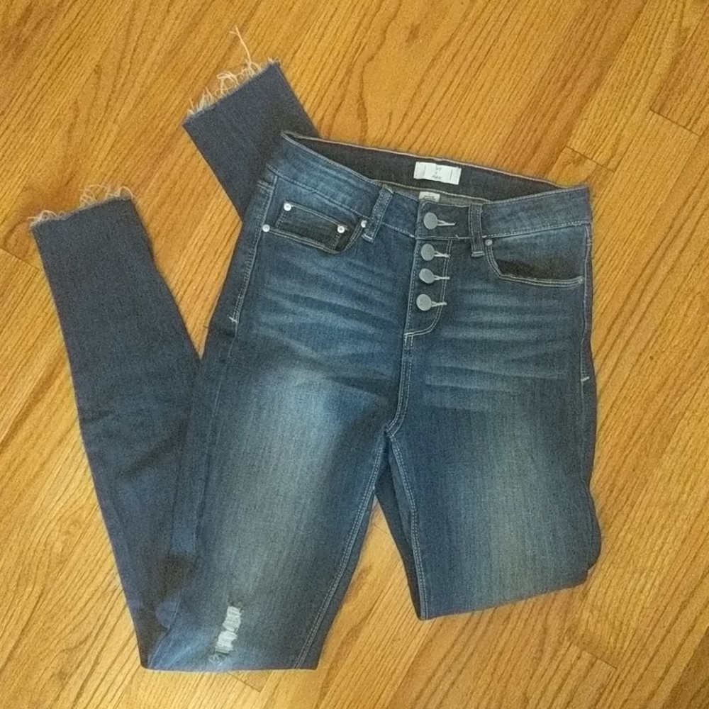 Ivy + Main dark wash skinny jeans